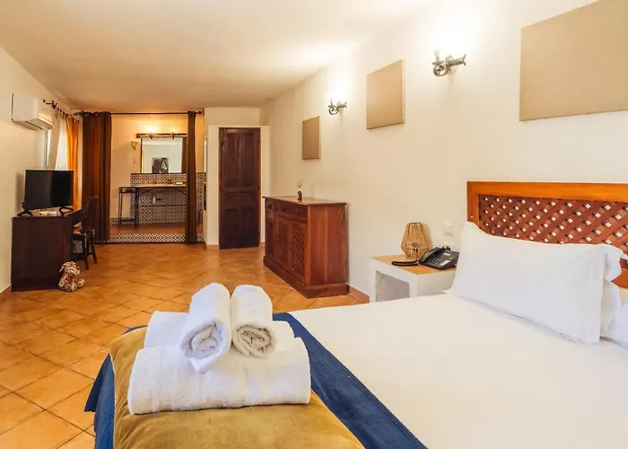 Le Lido Hotel 3*