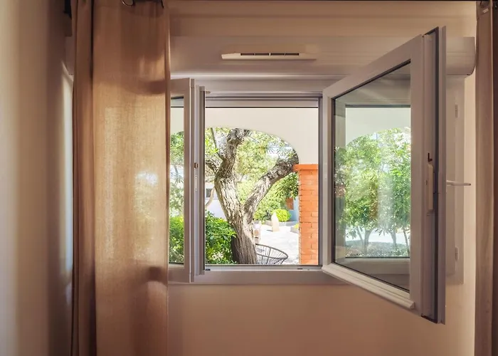 Le Lido 3* Propriano (Corsica)